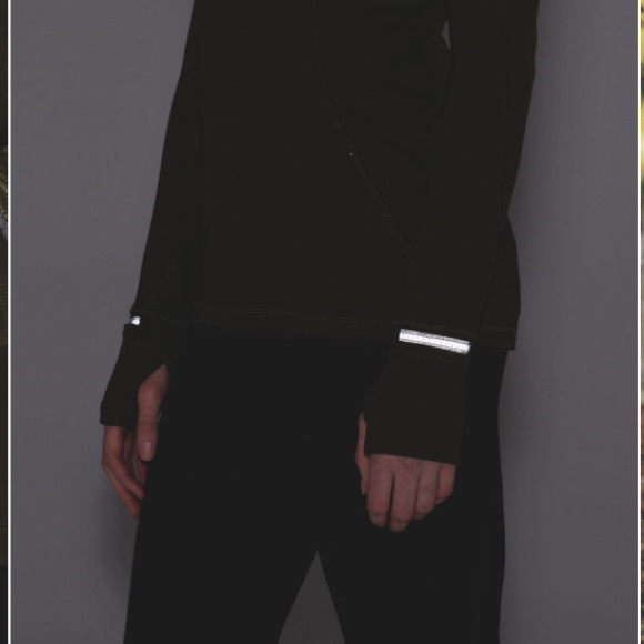 Lululemon First Mile 1/2 Zip - Picture 5 of 11